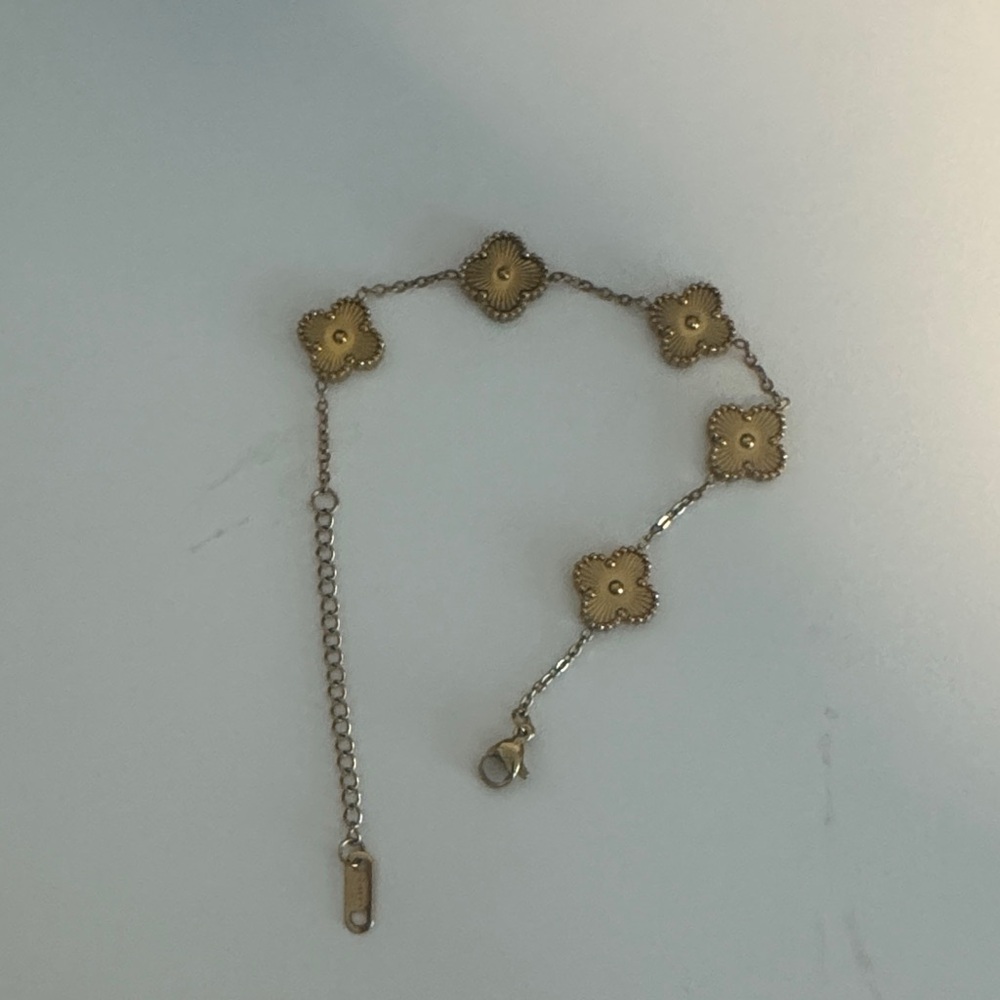 Gold Bracelet - Picture 3 of 3